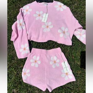 Floral knit set with sweater and shorts